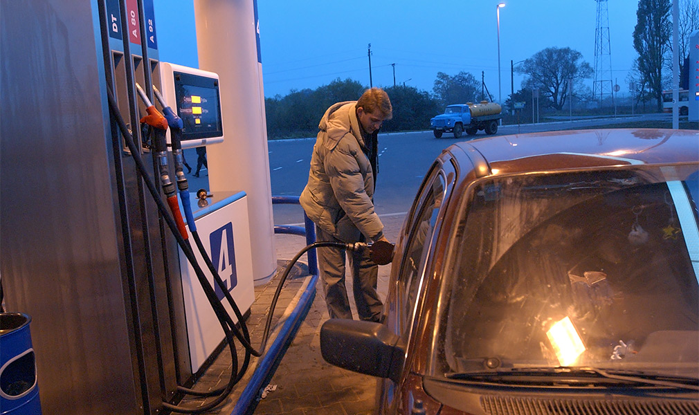 Продавать бензин будет некому: почему закроется половина заправок 